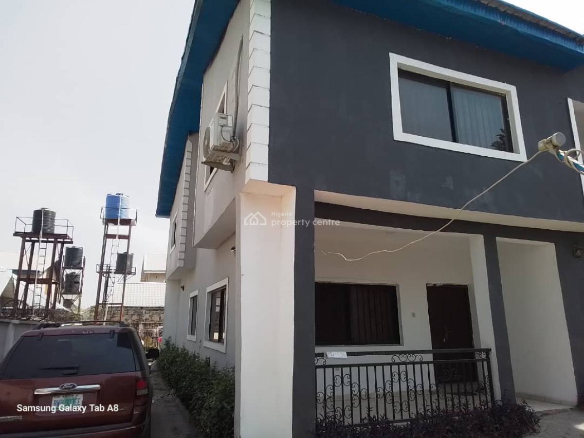 4 Bedroom Semi Detached Duplex with Security House, Gwarinpa, Abuja, Semi-detached Duplex for Rent