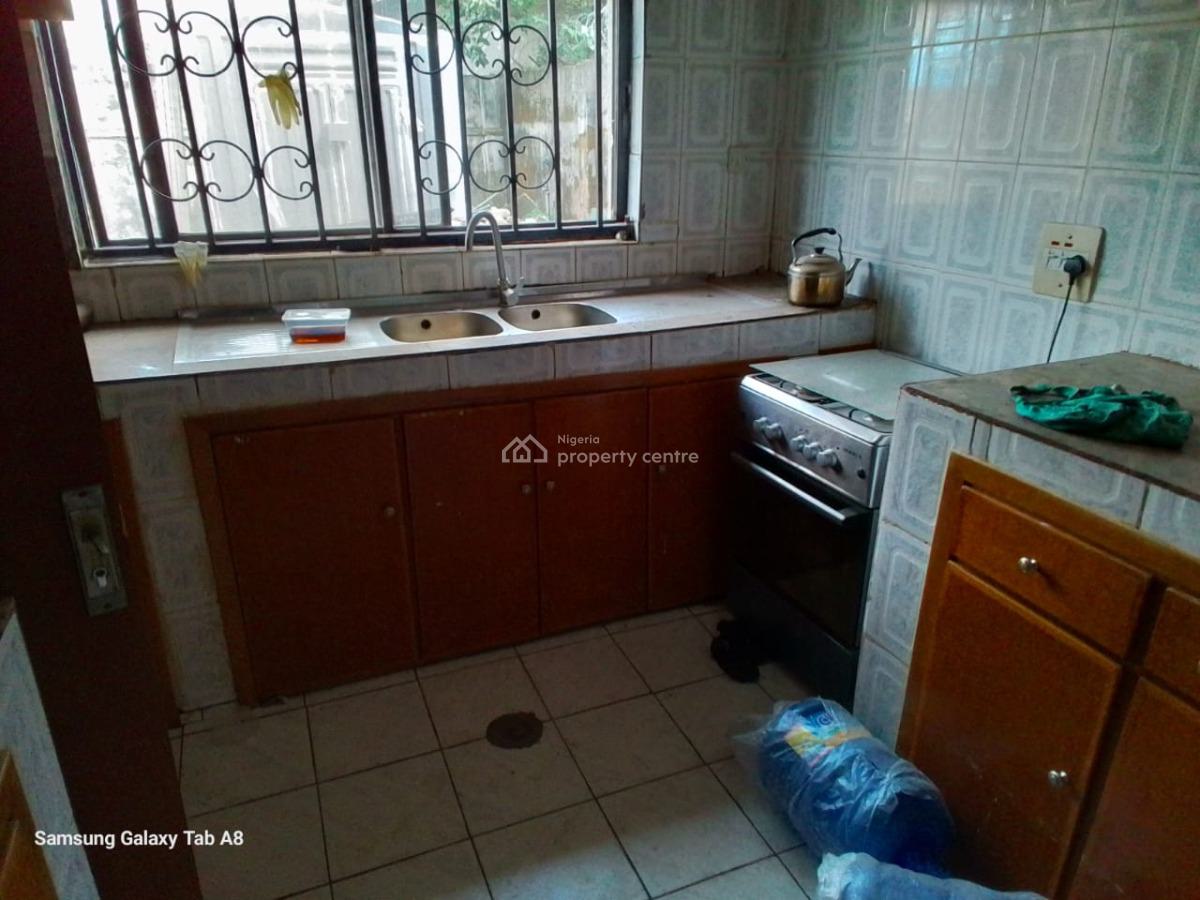 4 Bedroom Semi Detached Duplex with Security House, Gwarinpa, Abuja, Semi-detached Duplex for Rent