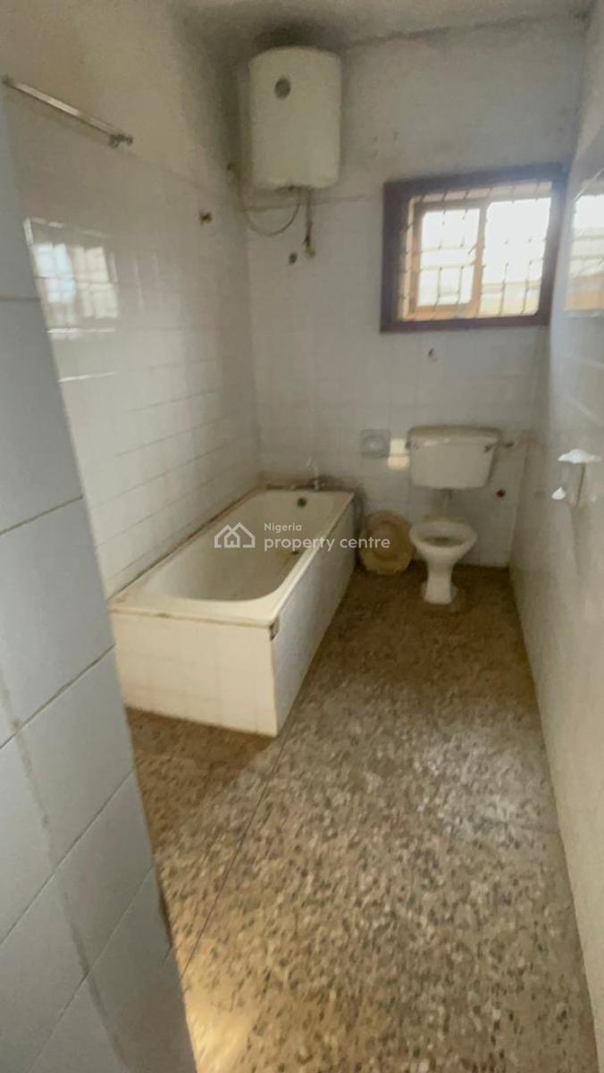 4 Blocks of 5 Bedroom Duplex,2 Living Room & Garage & 3 Units of 3 Bedroom, Ori-okuta Via Agric Or Sabo, Ikorodu, Lagos, Block of Flats for Sale