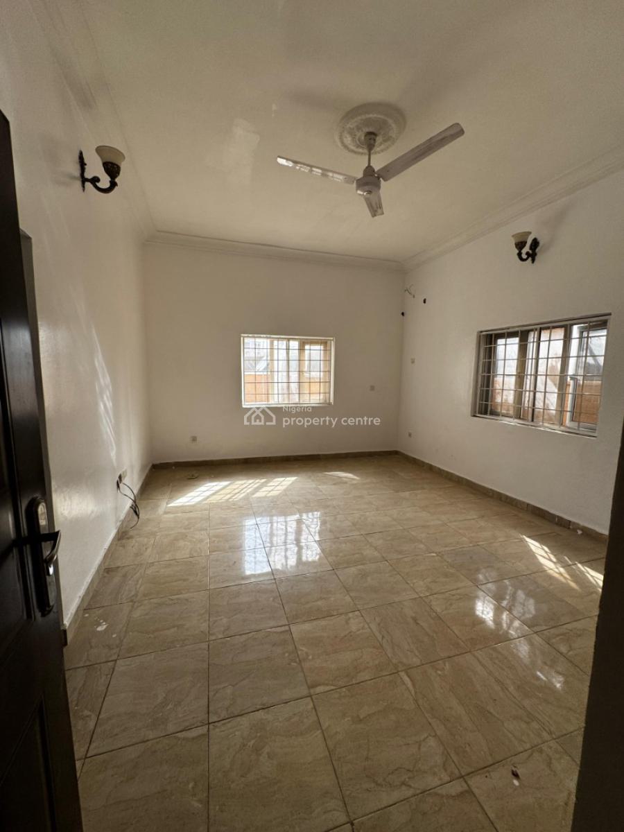 Renovated 3 Bedroom Flat, Jahi, Abuja, Flat / Apartment for Rent