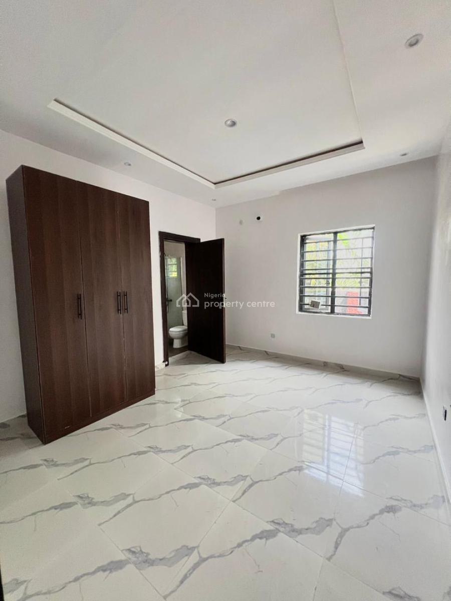 Lovely 2 Bedroom Apartment, Ologolo, Lekki, Lagos, Flat / Apartment for Rent