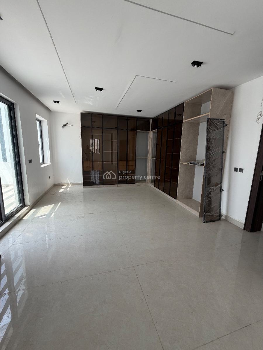 Spacious 6 Bedroom Detached House with Pool, Lekki Phase 1, Lekki, Lagos, Detached Duplex for Sale