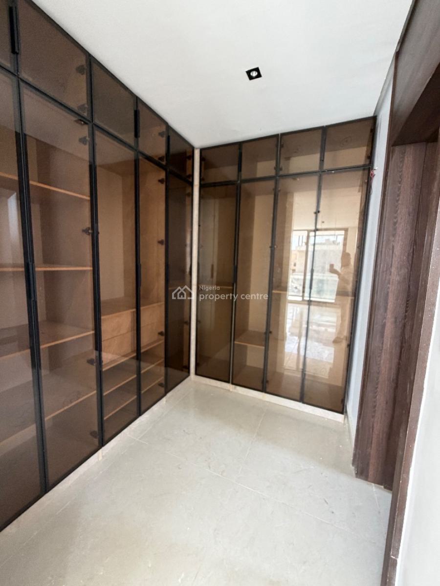 Spacious 6 Bedroom Detached House with Pool, Lekki Phase 1, Lekki, Lagos, Detached Duplex for Sale