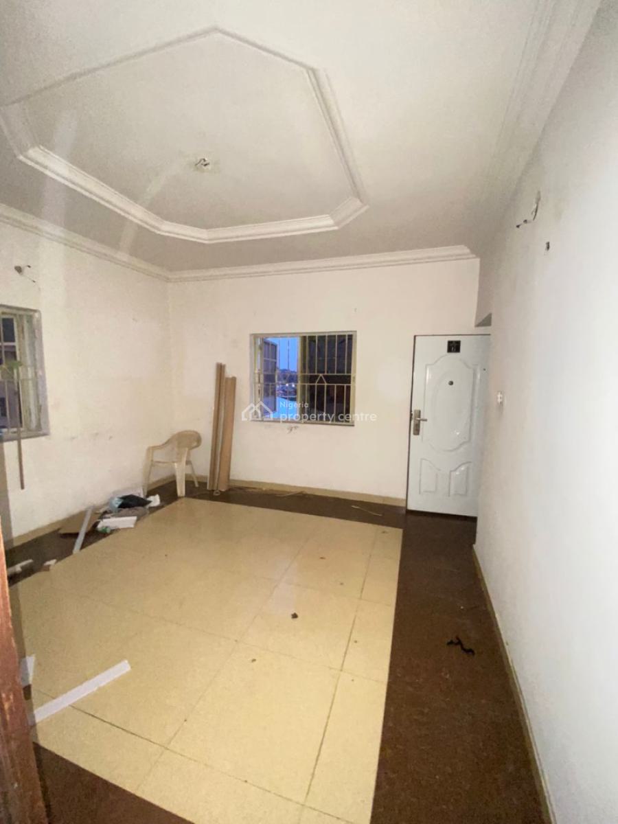 One Bedroom Apartment Upstairs, Ikate Elegushi, Lekki, Lagos, Mini Flat (room and Parlour) for Rent