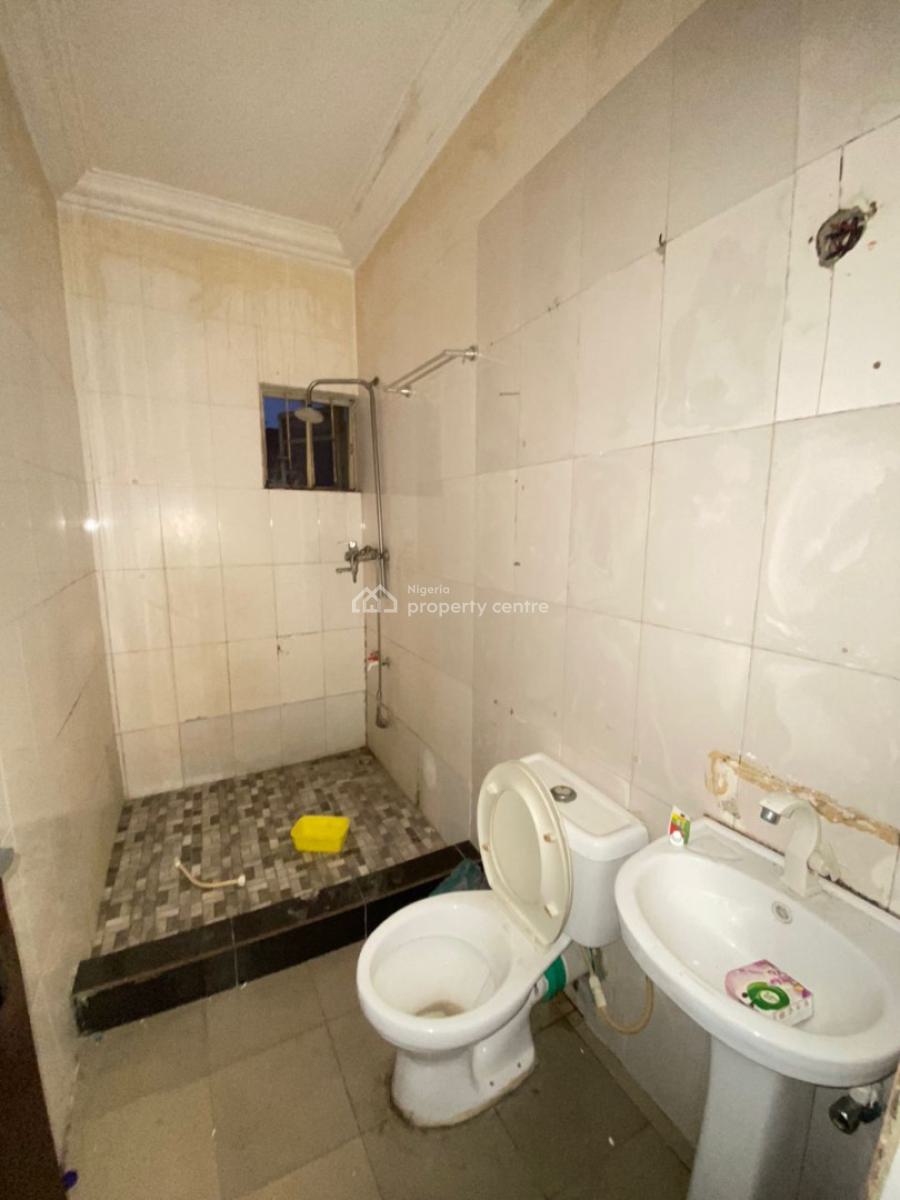 One Bedroom Apartment Upstairs, Ikate Elegushi, Lekki, Lagos, Mini Flat (room and Parlour) for Rent