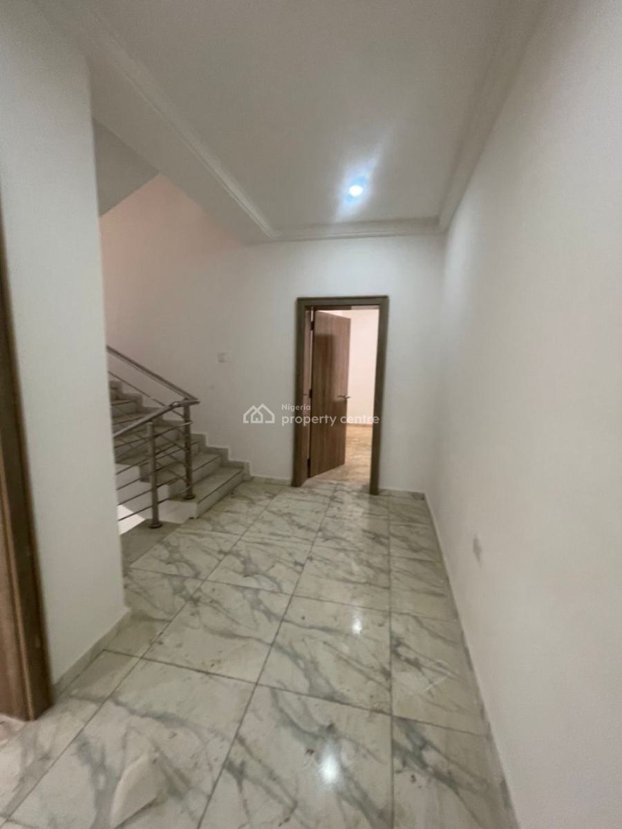 5 Bedroom Terrace Duplex and a Bq, Jahi, Abuja, Terraced Duplex for Rent