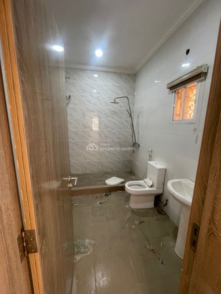 5 Bedroom Terrace Duplex and a Bq, Jahi, Abuja, Terraced Duplex for Rent