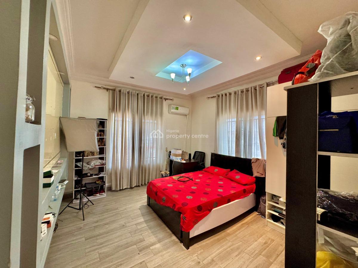 Luxury 3 Bedroom Flat All Room En-suite with a Room Bq, Gra Phase 1, Magodo, Lagos, Flat / Apartment for Sale