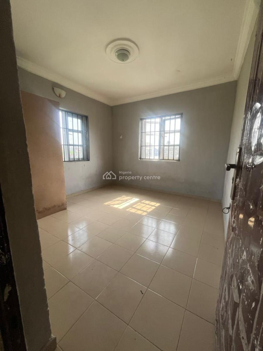 Brand New 3 Bedrooms Apartment, Upstairs, Badore, Ajah, Lagos, Flat / Apartment for Rent