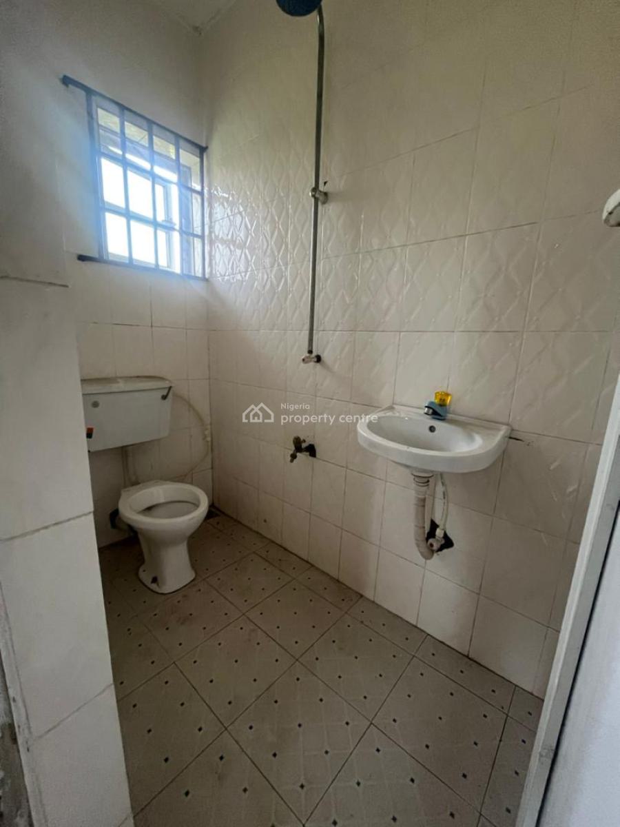 Brand New 3 Bedrooms Apartment, Upstairs, Badore, Ajah, Lagos, Flat / Apartment for Rent