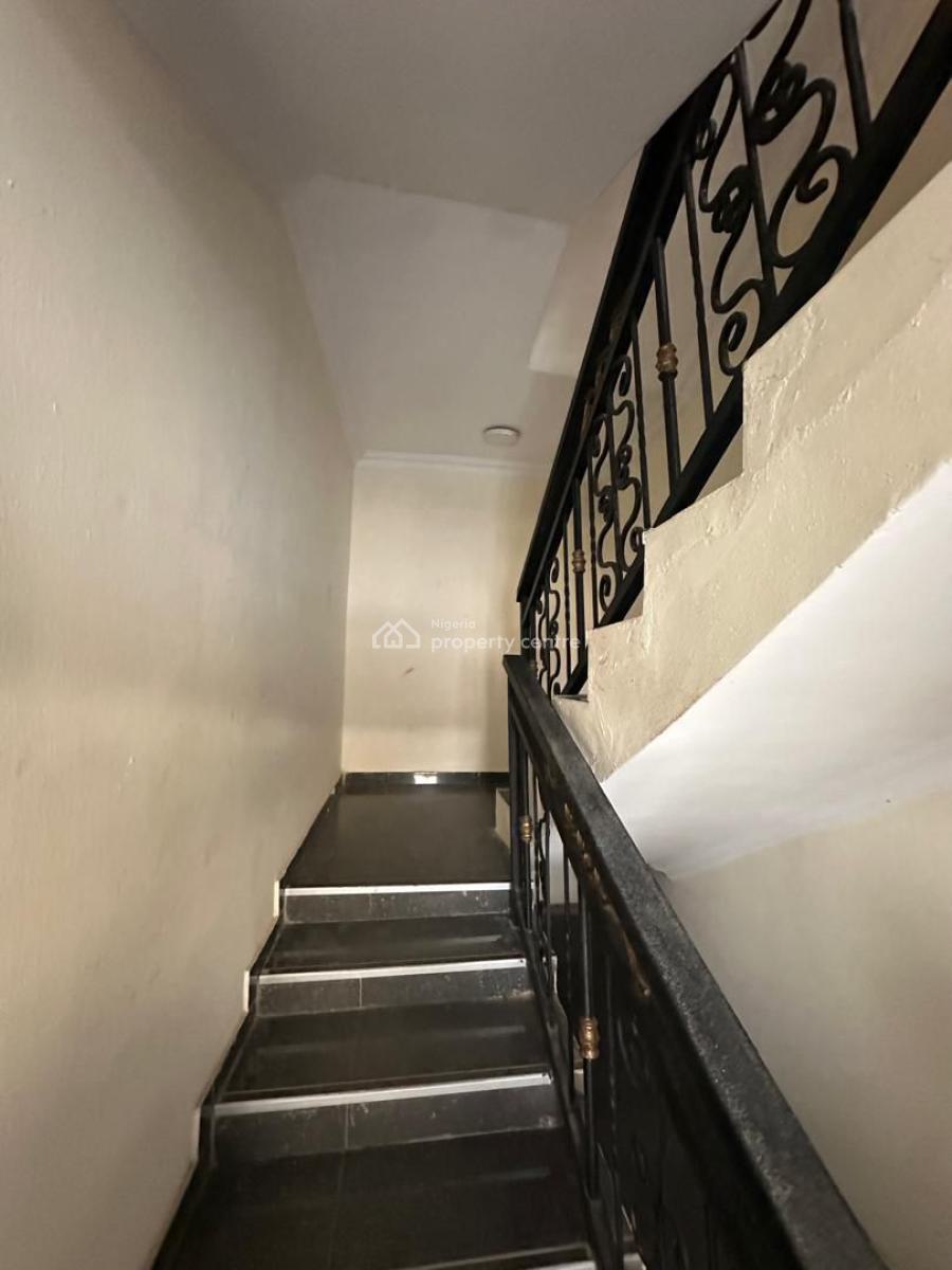 3 Bedrooms Flat, Oshodi, Lagos, Flat / Apartment for Rent