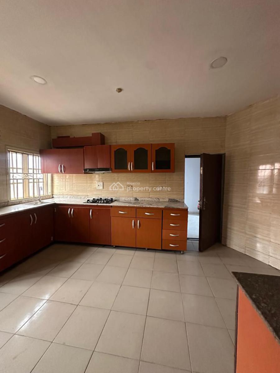 3 Bedrooms Flat, Oshodi, Lagos, Flat / Apartment for Rent