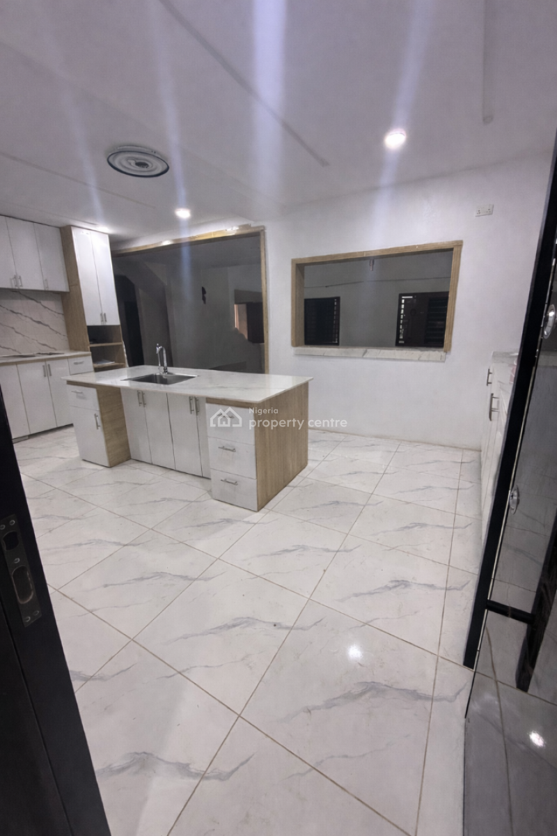 5 Bedroom Duplex with Attached Bq, 12, Innocent Okafo Street, Benin, Oredo, Edo, House for Sale