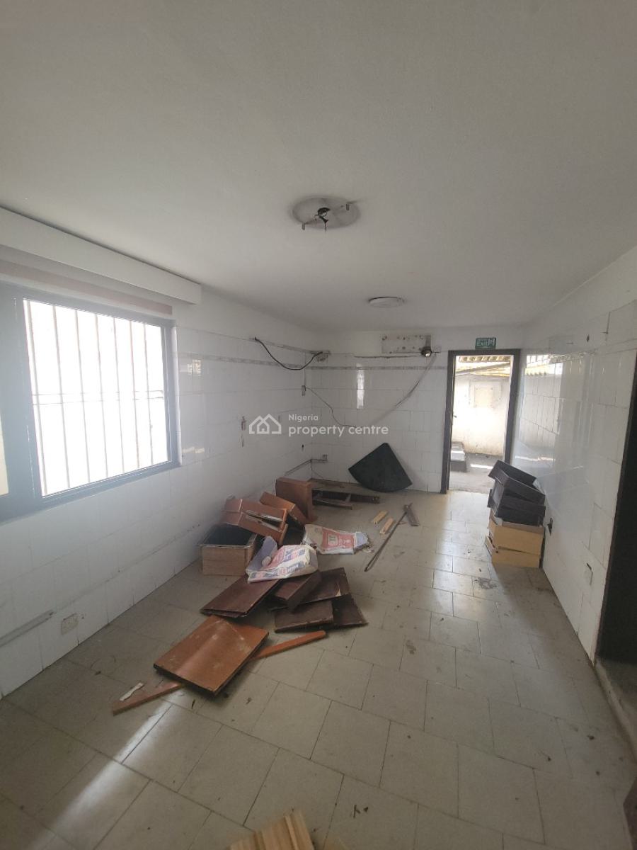 Duplex, Lekki Phase 1, Lekki, Lagos, Semi-detached Duplex for Rent