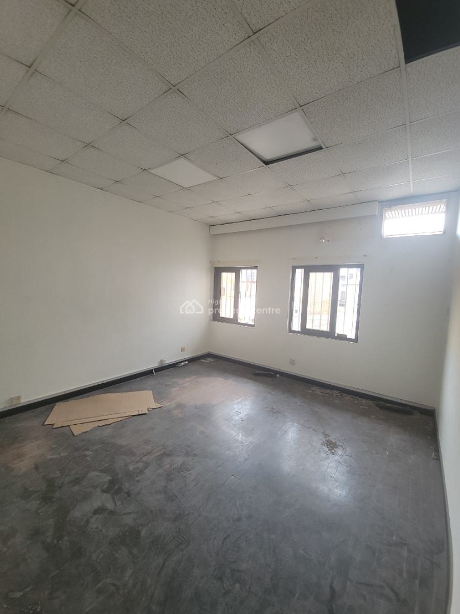 Duplex, Lekki Phase 1, Lekki, Lagos, Semi-detached Duplex for Rent