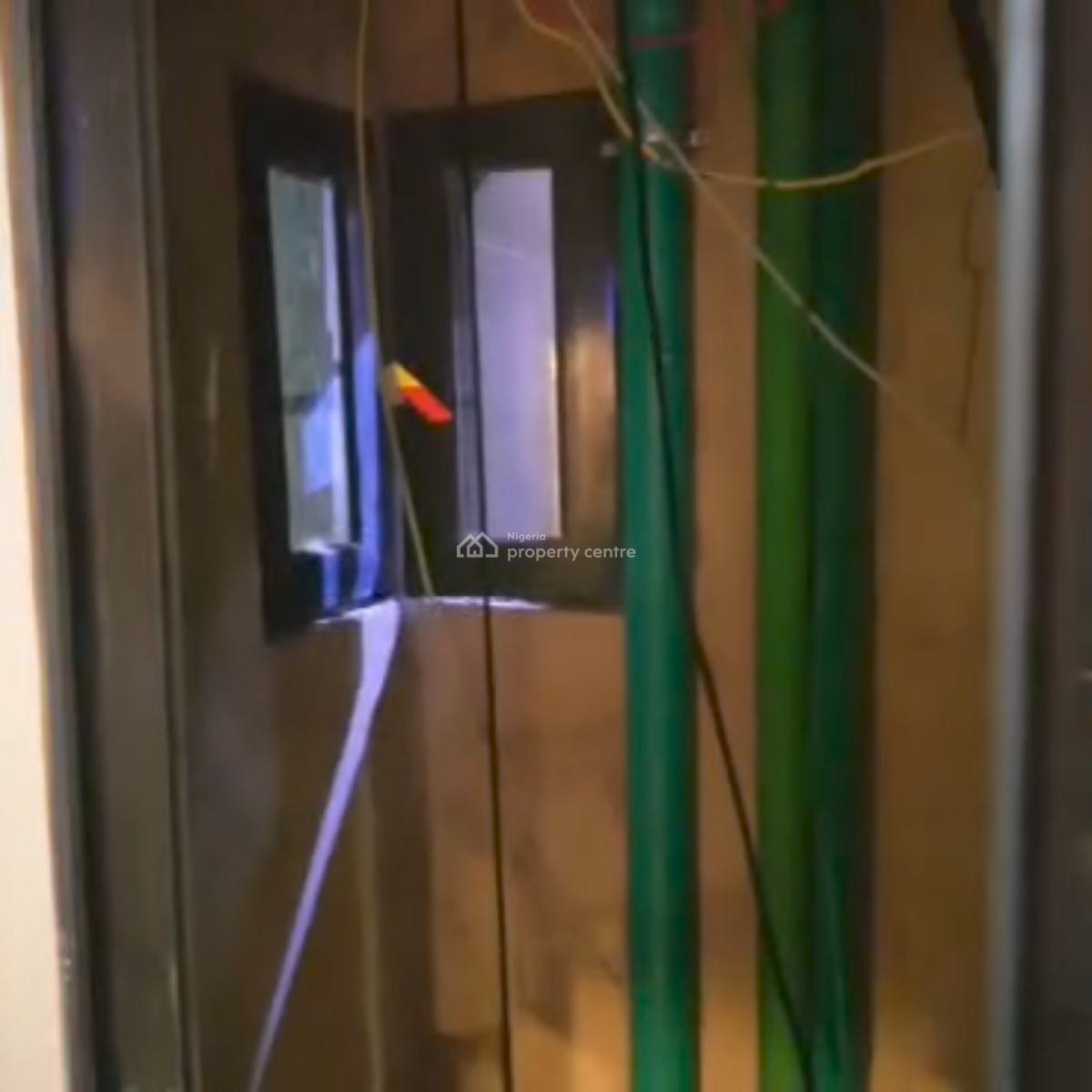 Luxury 3 Bedroom Apartments, Hughes Street, Yaba, Lagos, Flat / Apartment for Sale