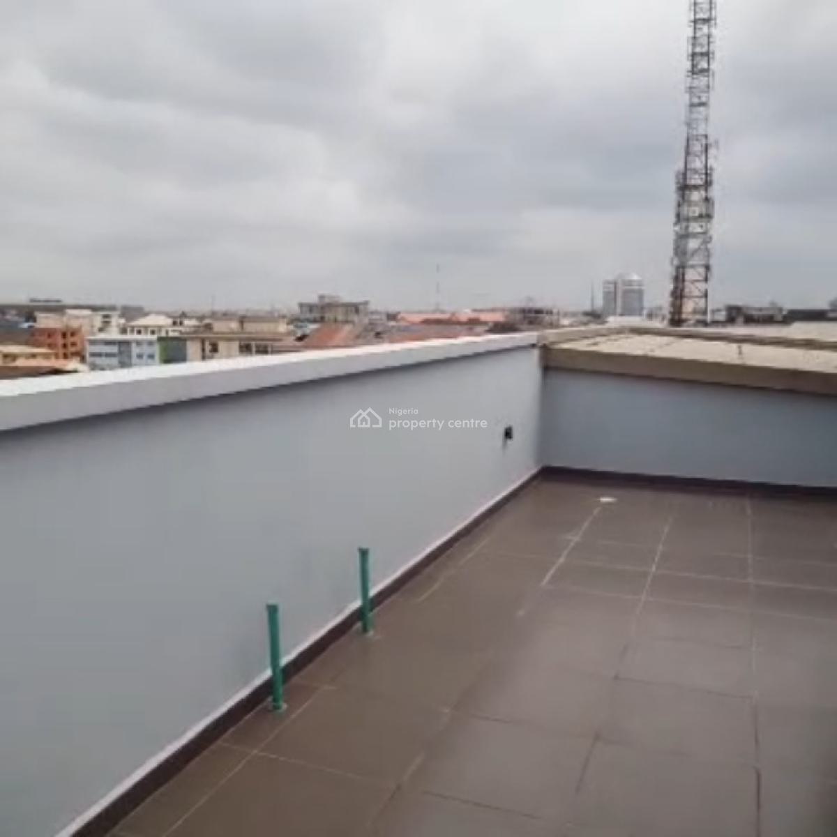 Luxury 3 Bedroom Apartments, Hughes Street, Yaba, Lagos, Flat / Apartment for Sale