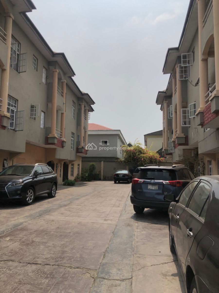 Excellent Self Contain with Ac  and Personal Kitchen, Chevy View, Lekki, Lagos, Self Contain (single Rooms) for Rent