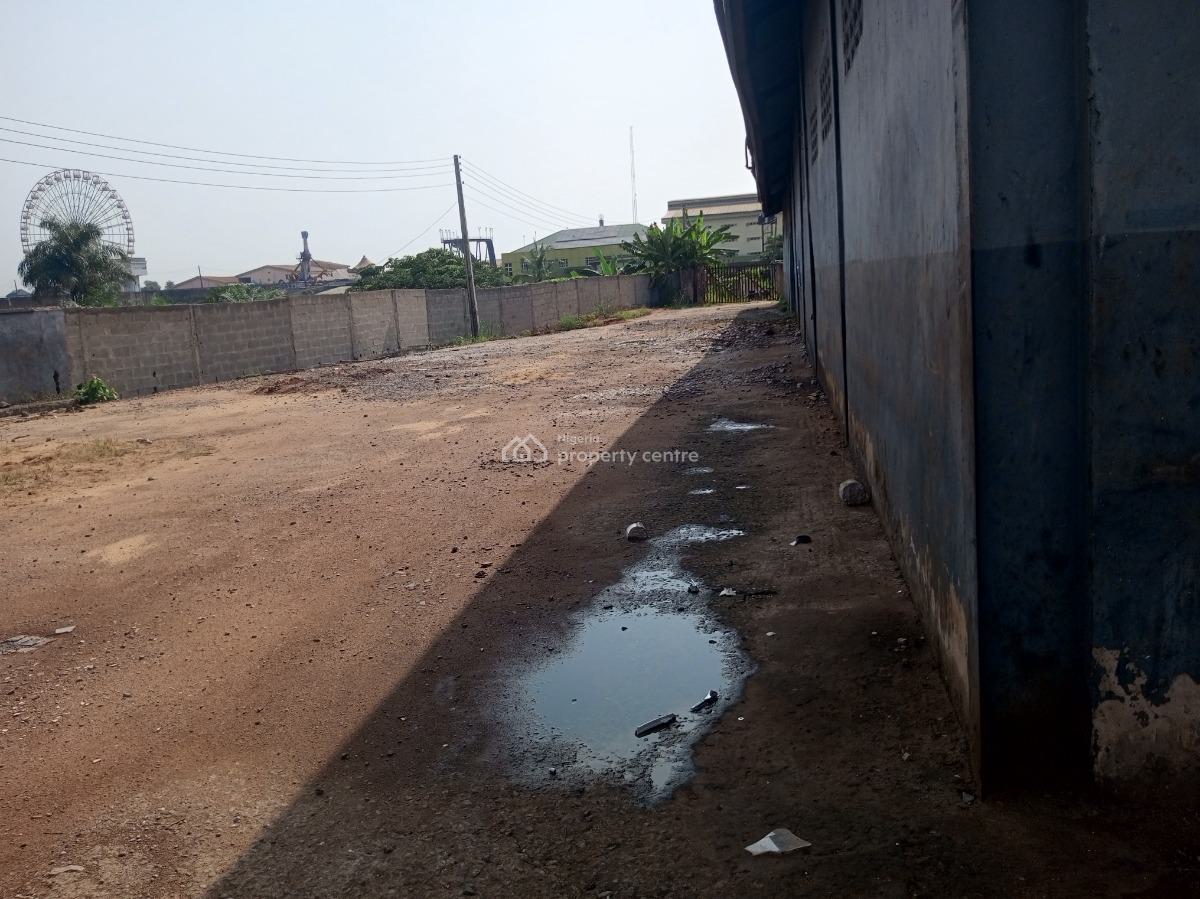 Warehouse, Along Lagos Ibadan Express Way, Ibafo, Ogun State, Obafemi Owode, Ogun, Warehouse for Rent