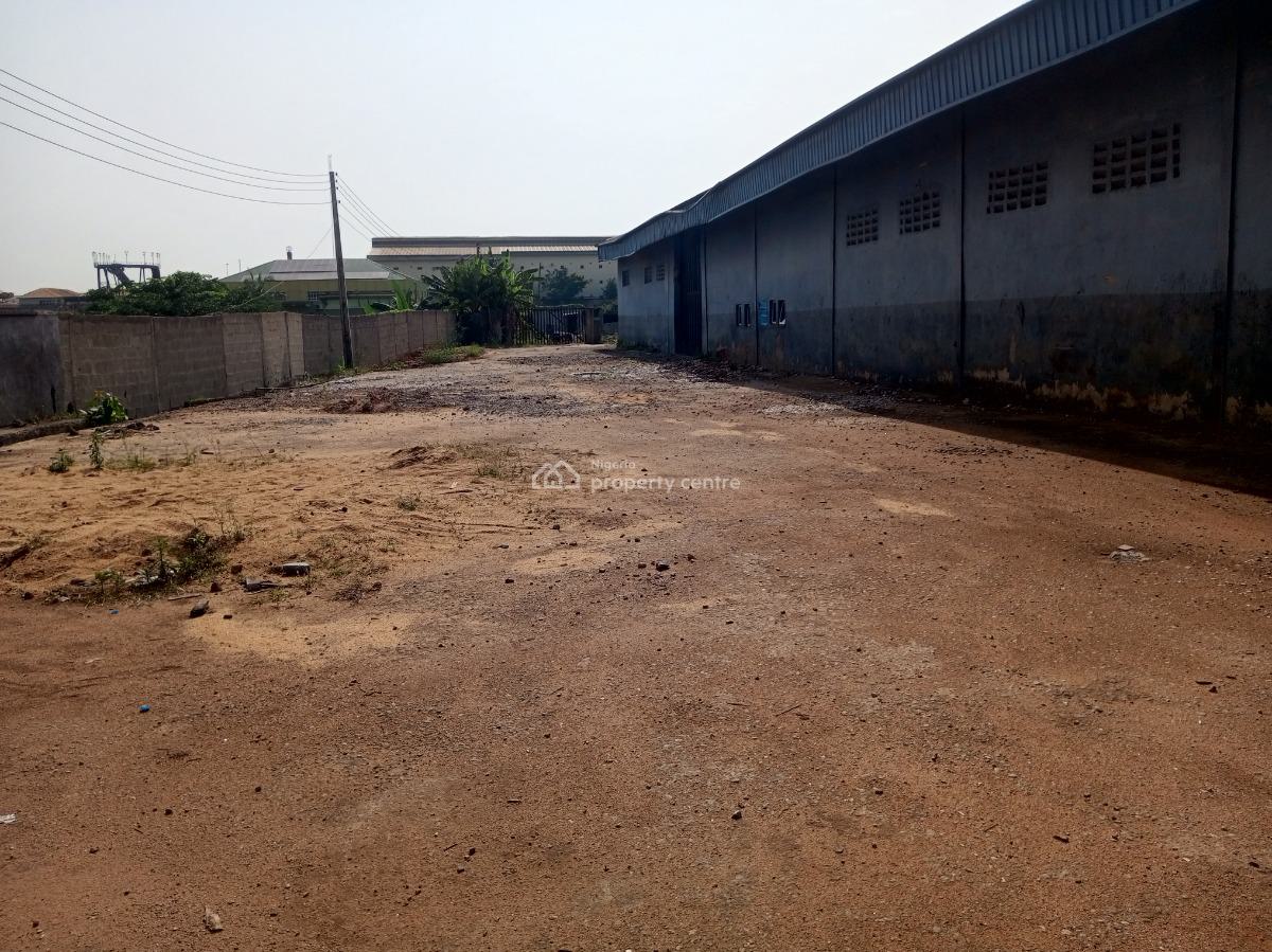 Warehouse, Along Lagos Ibadan Express Way, Ibafo, Ogun State, Obafemi Owode, Ogun, Warehouse for Rent