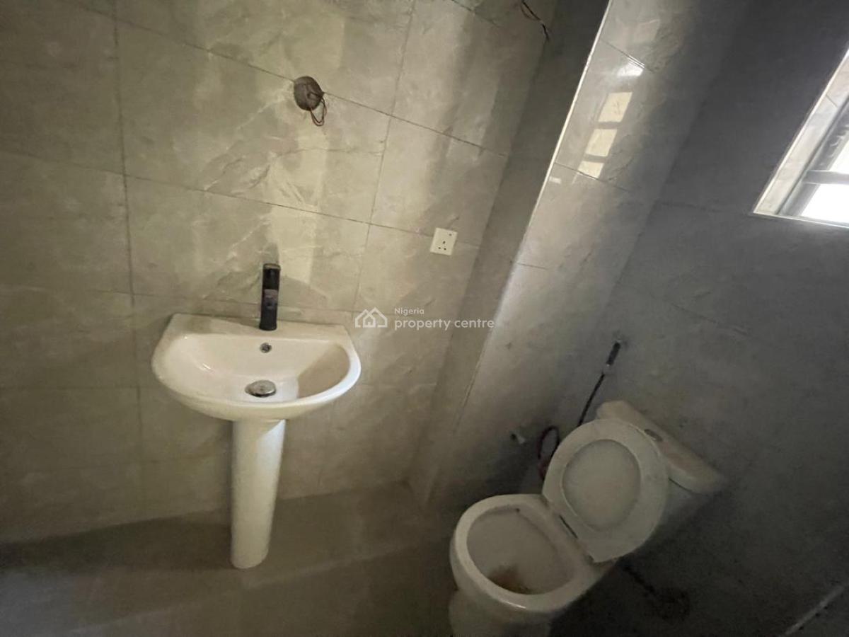 Premium 2 Bedroom Apartment + Bq, Ologolo, Lekki, Lagos, Flat / Apartment for Sale