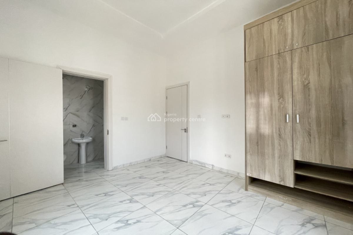 Spacious 4 Bedroom Semi-detached House with Bq, Oral Estate Extension, Lekki, Lagos, Semi-detached Duplex for Rent