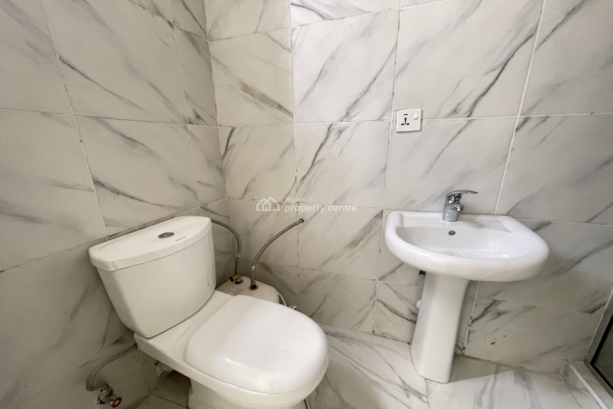 Spacious 4 Bedroom Semi-detached House with Bq, Oral Estate Extension, Lekki, Lagos, Semi-detached Duplex for Rent