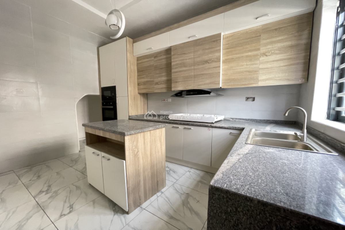 Spacious 4 Bedroom Semi-detached House with Bq, Oral Estate Extension, Lekki, Lagos, Semi-detached Duplex for Rent