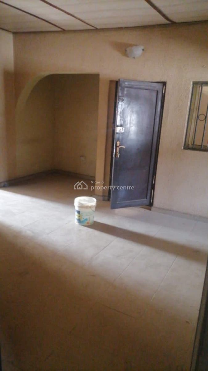 2 Bedroom Flat, Governor Road, Igando, Ikotun, Lagos, Flat / Apartment for Rent