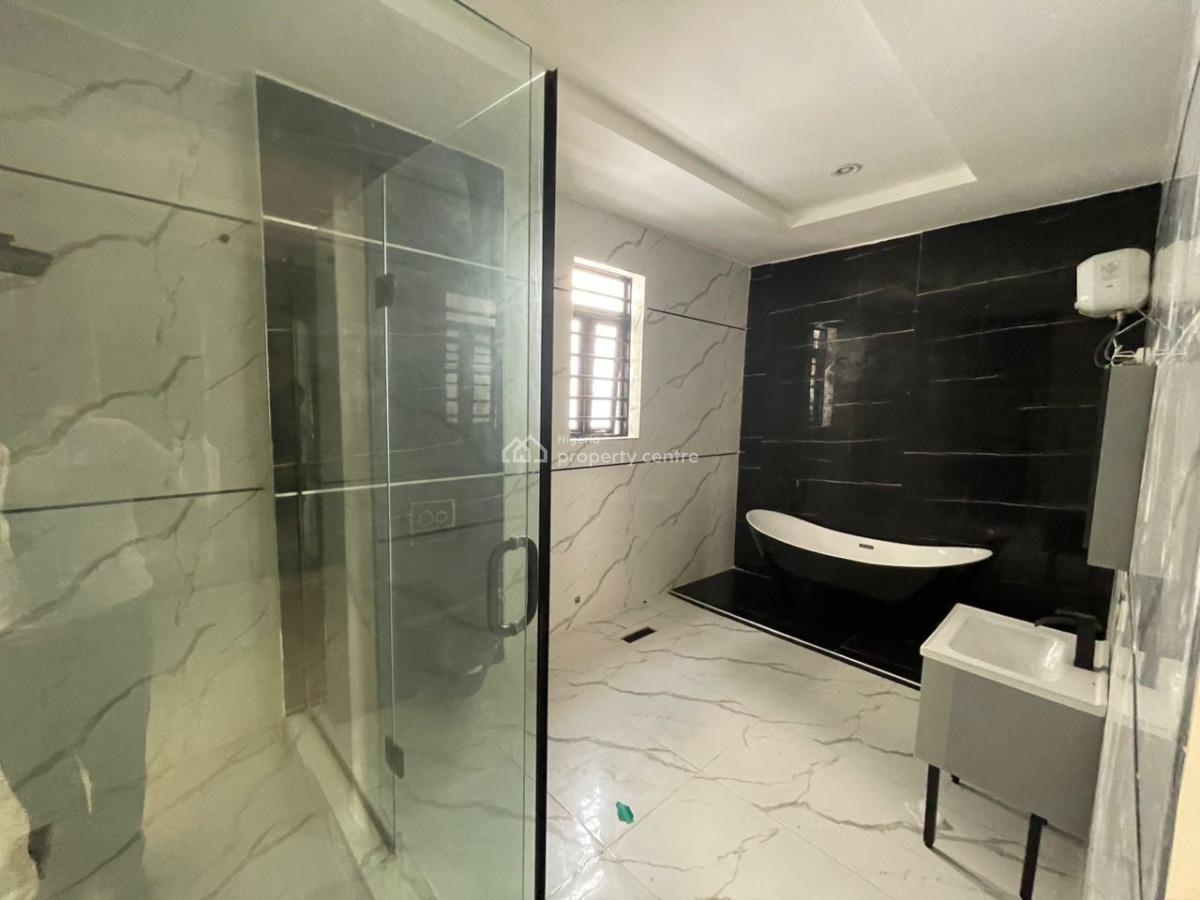 Luxury 5-bedroom Fully Detached Penthouse, Ologolo, Lekki, Lagos, House for Sale