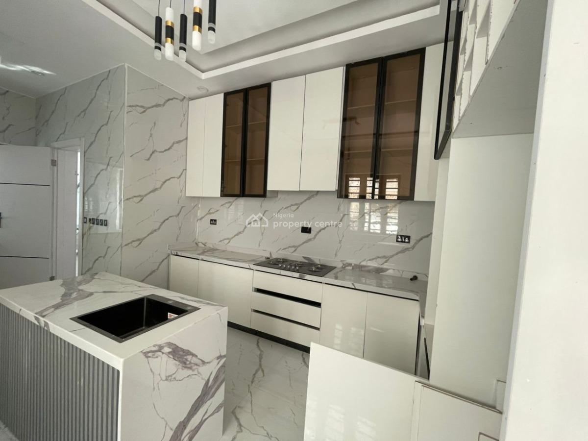 Luxury 5-bedroom Fully Detached Penthouse, Ologolo, Lekki, Lagos, House for Sale