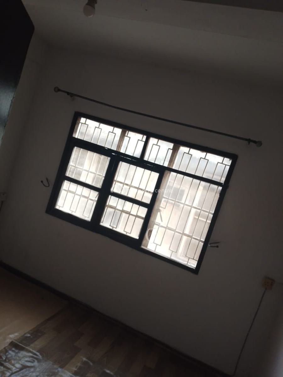 2 Bedroom Flat for Commercial Purpose, Tejuosho, Yaba, Lagos, Commercial Property for Rent