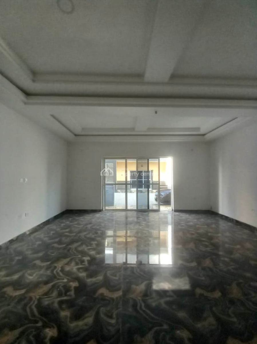 Lovely 2 Bedroom Flat in a Lovely Vacinity, Mobil Road, Ilaje, Ajah, Lagos, Flat / Apartment for Sale