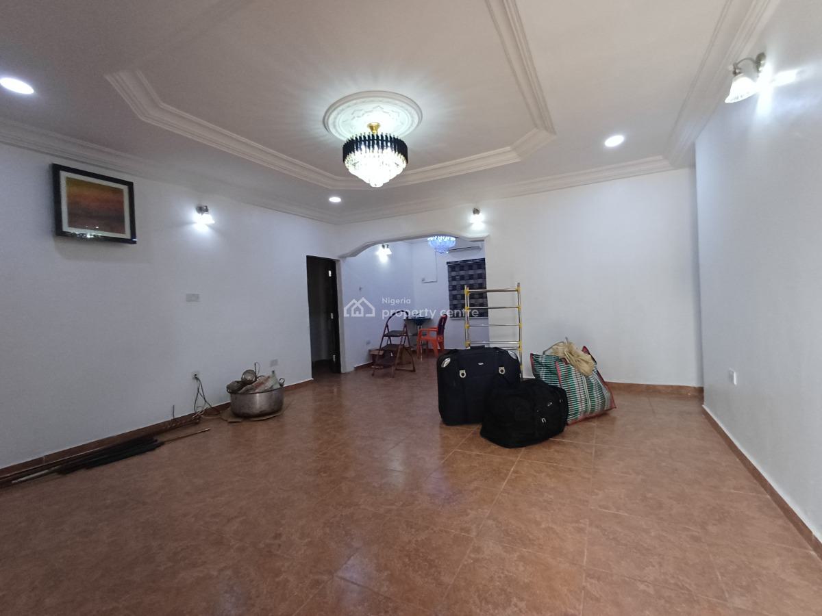 Spacious 4 Bedroom Detached Bungalow in an Estate, Life Camp, Abuja, Detached Bungalow for Rent