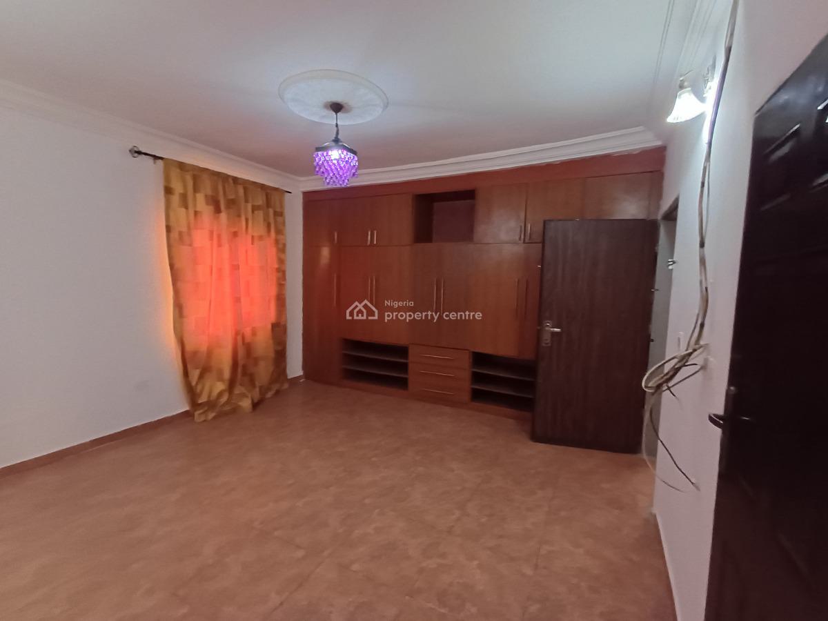 Spacious 4 Bedroom Detached Bungalow in an Estate, Life Camp, Abuja, Detached Bungalow for Rent