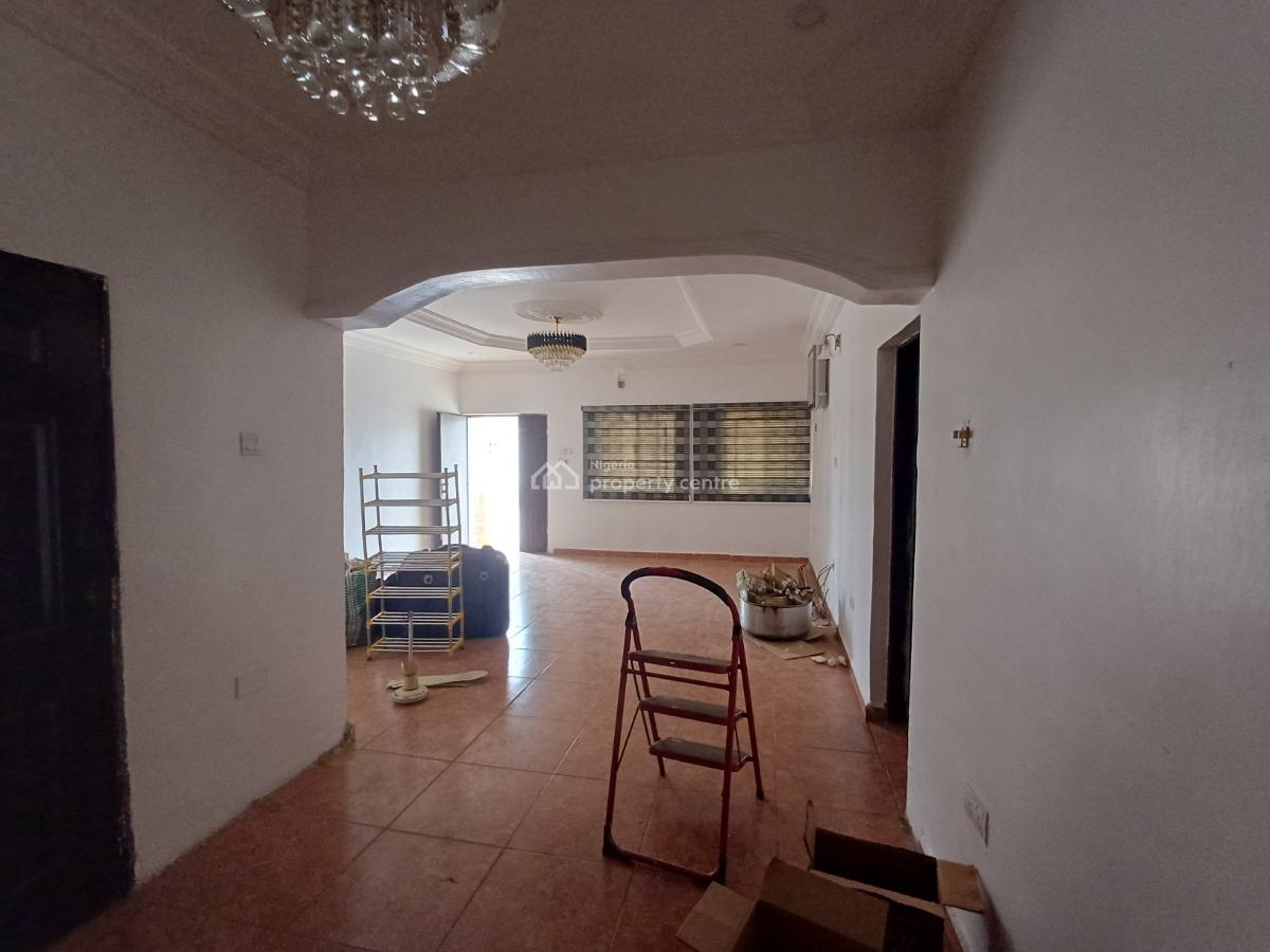 Spacious 4 Bedroom Detached Bungalow in an Estate, Life Camp, Abuja, Detached Bungalow for Rent