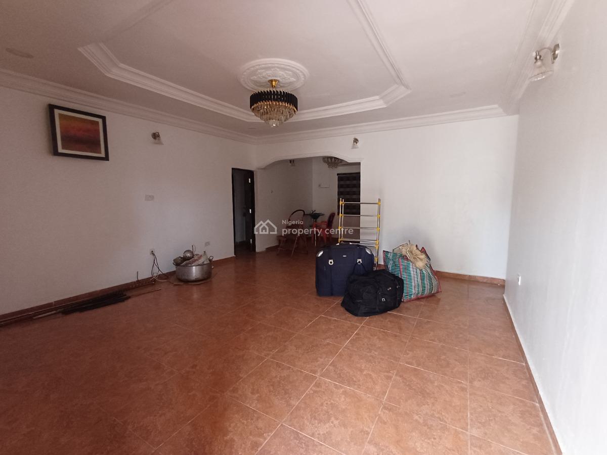 Spacious 4 Bedroom Detached Bungalow in an Estate, Life Camp, Abuja, Detached Bungalow for Rent