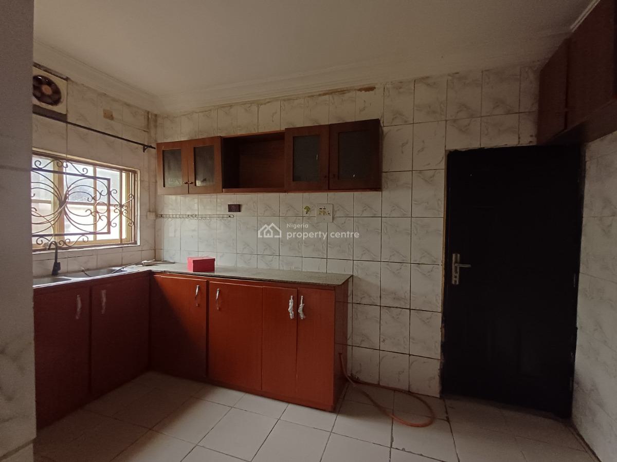 Spacious 4 Bedroom Detached Bungalow in an Estate, Life Camp, Abuja, Detached Bungalow for Rent