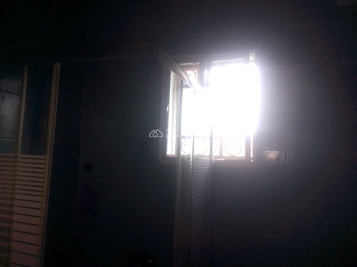 Spacious Luxury Shared Apartment with Excellent Features, Pero Rd, Ogombo, Ajah, Lagos, Flat / Apartment for Rent