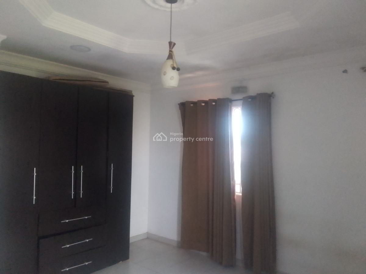 Spacious Luxury Shared Apartment with Excellent Features, Pero Rd, Ogombo, Ajah, Lagos, Flat / Apartment for Rent