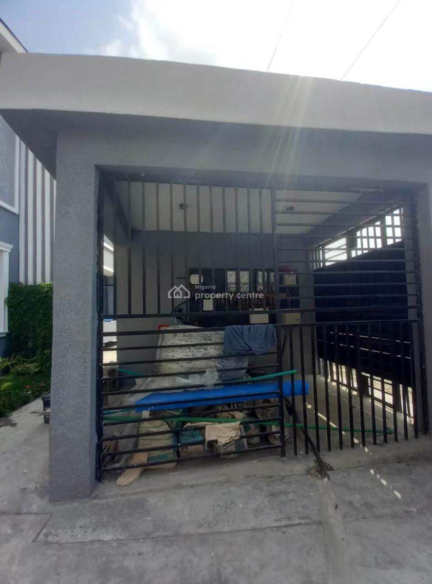 3 Bedroom Flat in a Lovely Environment, Monastery Road, Sangotedo, Ajah, Lagos, Flat / Apartment for Rent