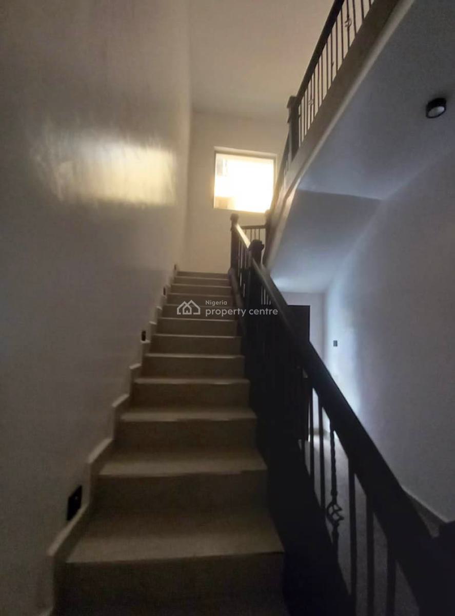3 Bedroom Flat in a Lovely Environment, Monastery Road, Sangotedo, Ajah, Lagos, Flat / Apartment for Rent
