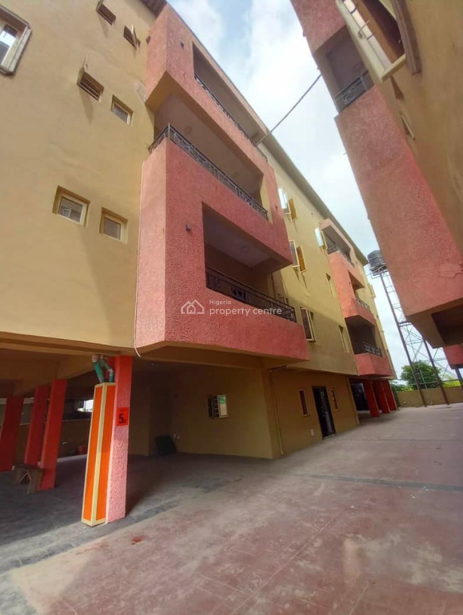 Lovely 2 Bedroom Flat at a Lovely Vicinity, Monastery Road, Sangotedo, Ajah, Lagos, Flat / Apartment for Sale