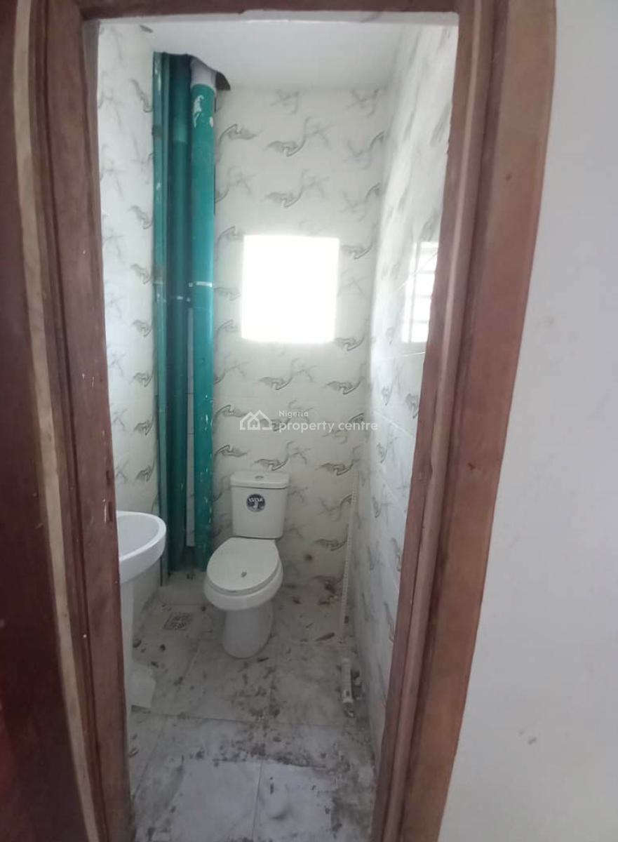 2 Bedroom Apartment in a Lovely Location, Monastery Road, Sangotedo, Ajah, Lagos, Flat / Apartment for Rent