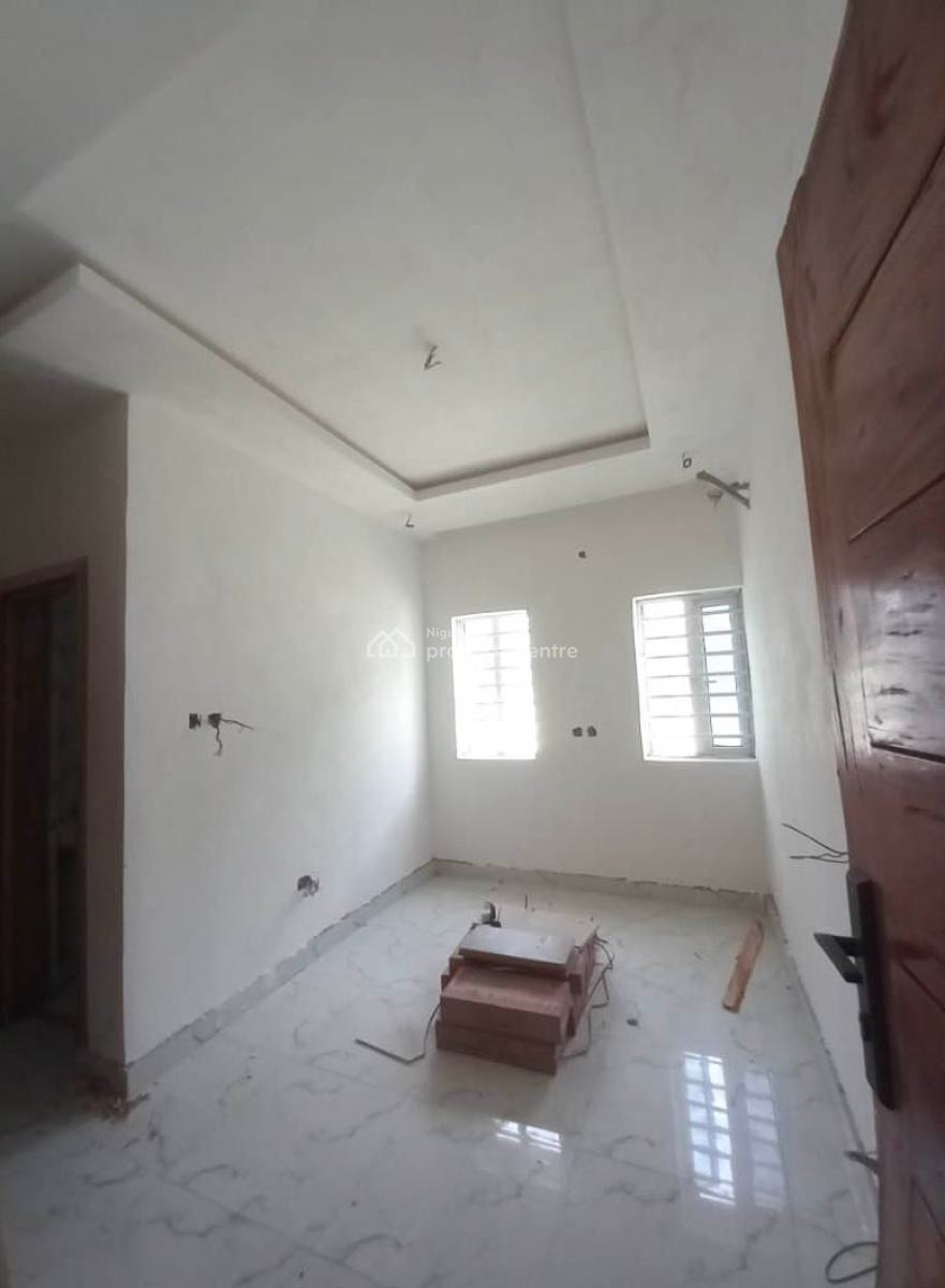 2 Bedroom Apartment in a Lovely Location, Monastery Road, Sangotedo, Ajah, Lagos, Flat / Apartment for Rent