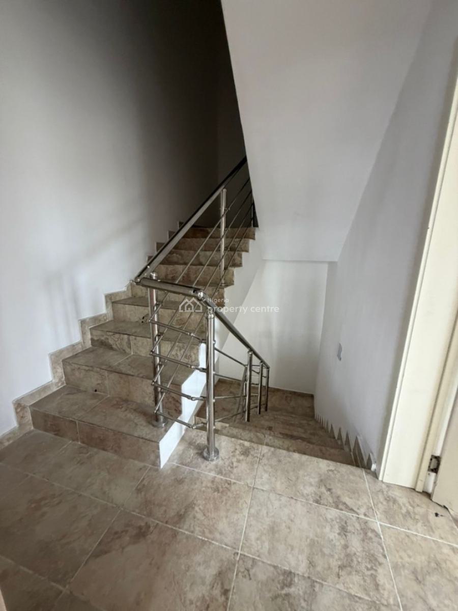 Lovely 3 Bedroom Duplex, Chevron Drive, Lekki, Lagos, Terraced Duplex for Rent