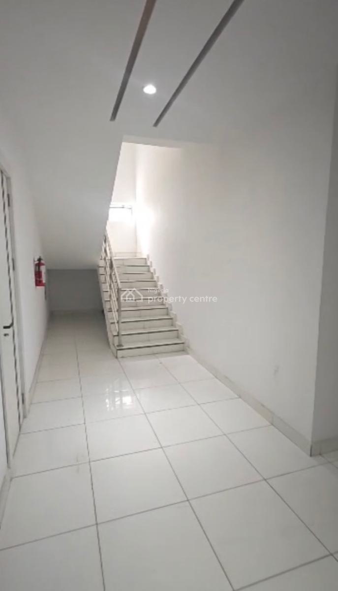 Newly Built 2 Bedroom  Apartment  with Swimming Pool and Gym, Ikate, Lekki, Lagos, Flat / Apartment for Rent