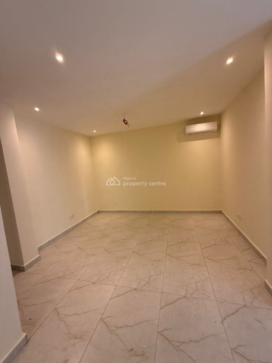 Luxury 3 Bedrooms Apartment, Off Admiralty Way, Lekki, Lagos, Flat / Apartment for Rent