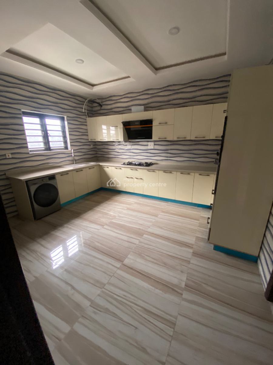 Luxury 3 Bedroom Apartment, Peninsula Garden, Ajah, Lagos, Flat / Apartment for Sale