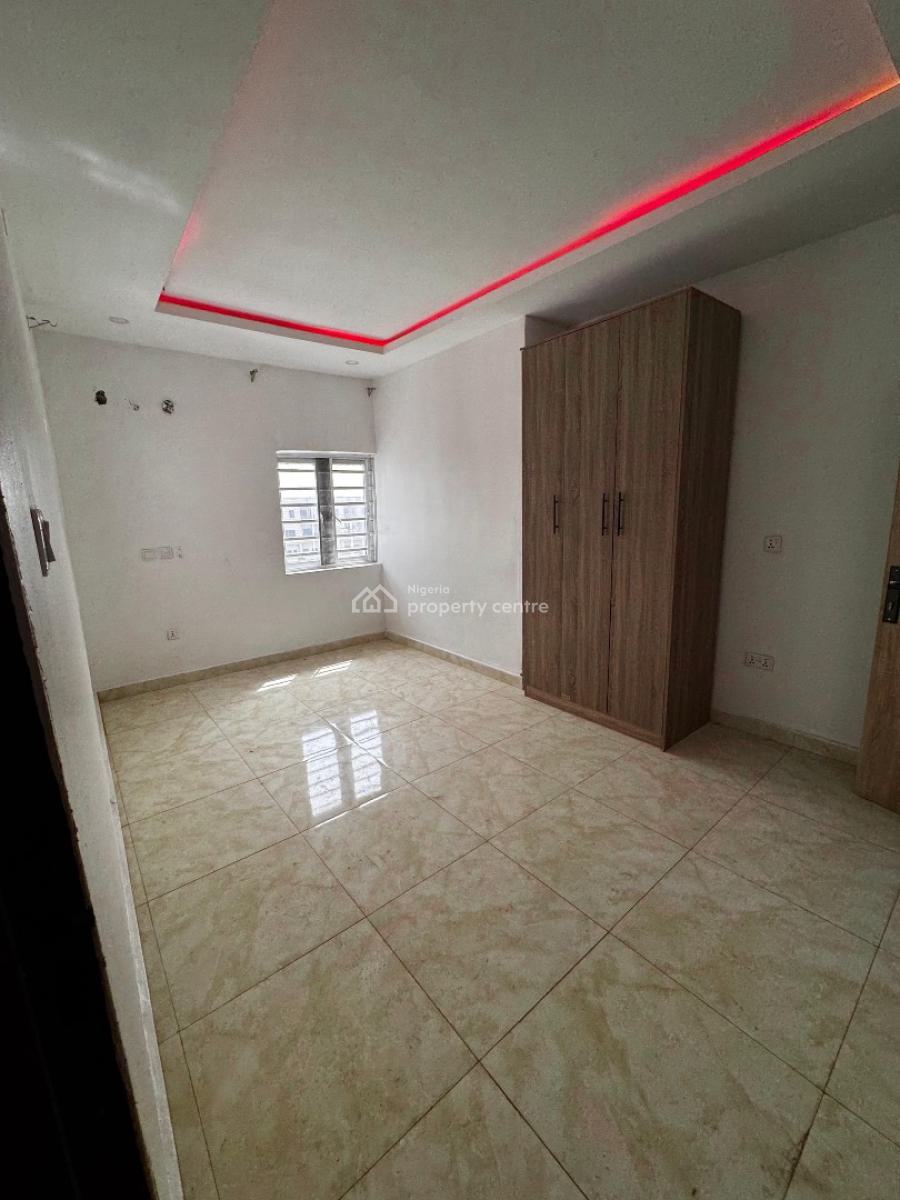 Spacious 3 Bedrooms Flats, Jahi, Abuja, House for Rent
